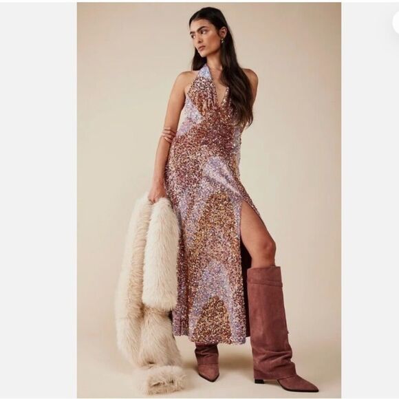 Free People Glitter & GoldMidi Dress Go for bold slim-fitting silhouette Dress